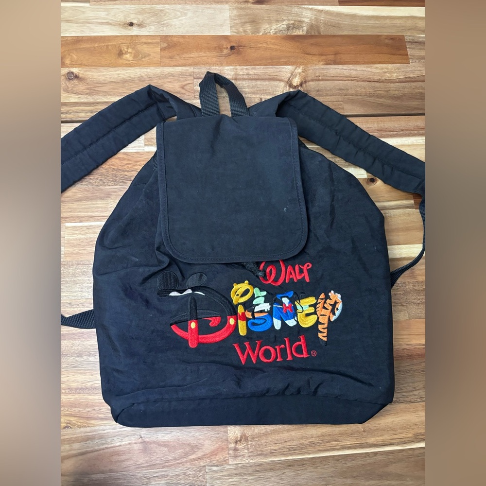 Walt Disney World Vintage Black Drawstring Embroidered Tote Book bag Backpack